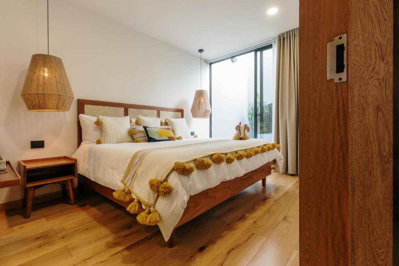Standard King Room,1361432666:JPEG